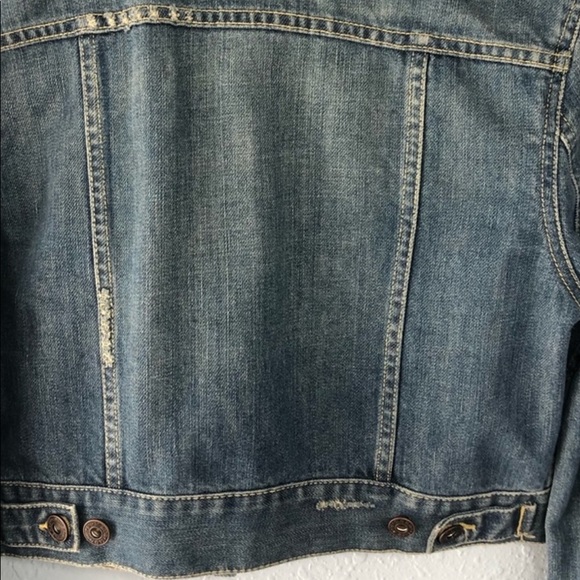 Pearl lace & floral cuffs embellished denim jacket - Picture 7 of 11